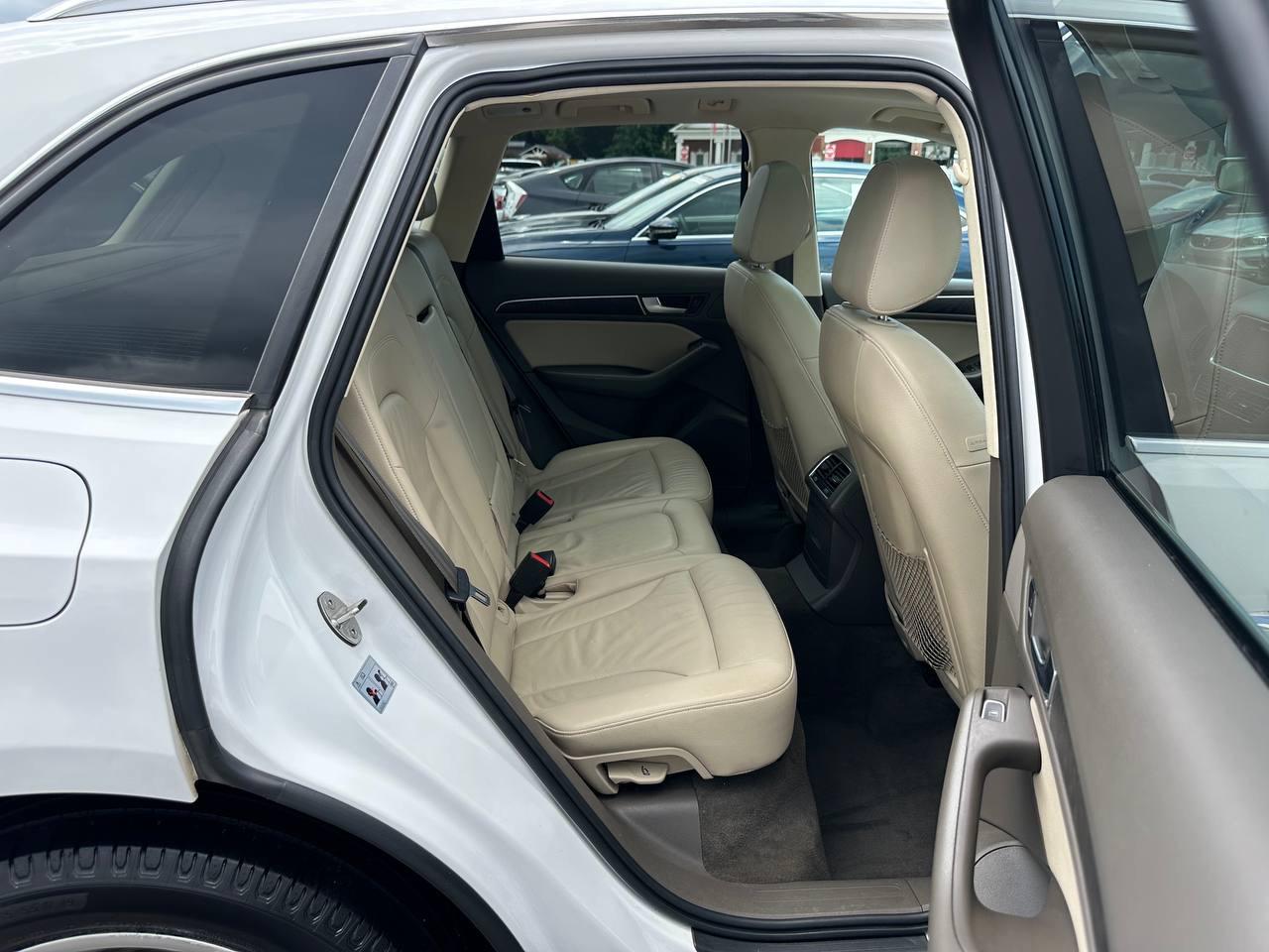 Audi Q5 2.0T Premium quattro 2016