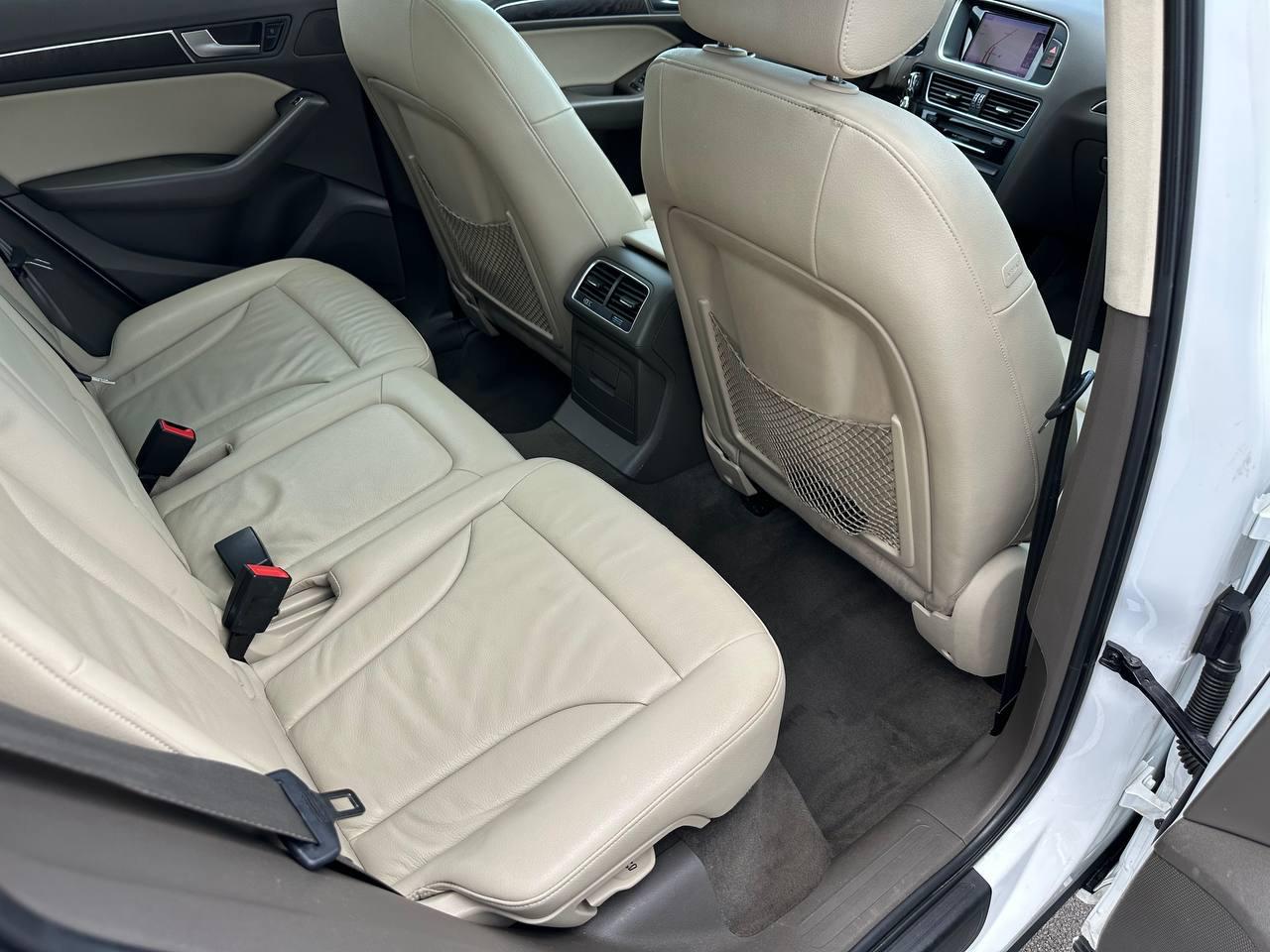 Audi Q5 2.0T Premium quattro 2016