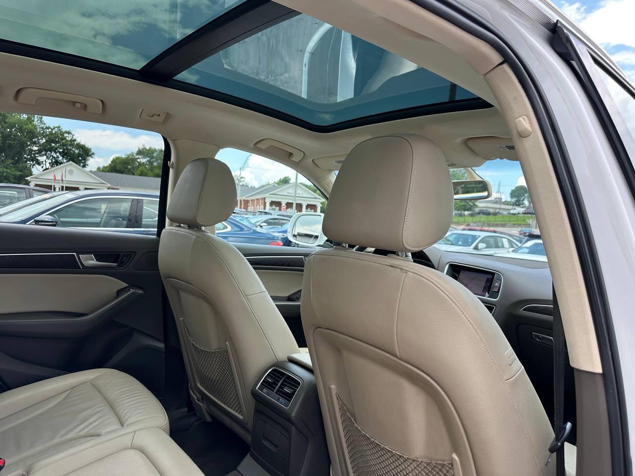 Audi Q5 2.0T Premium quattro 2016