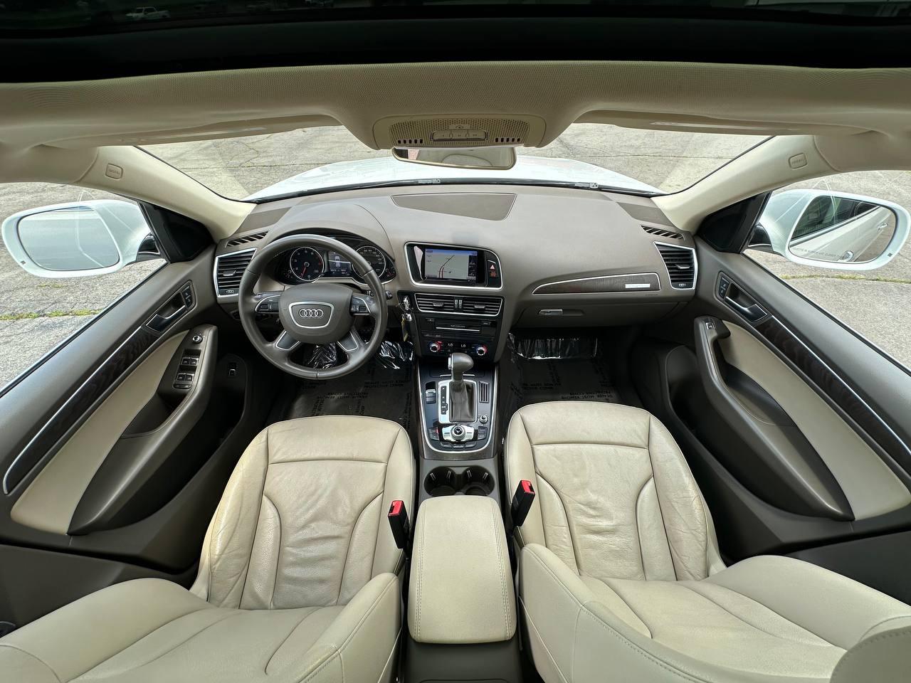 Audi Q5 2.0T Premium quattro 2016
