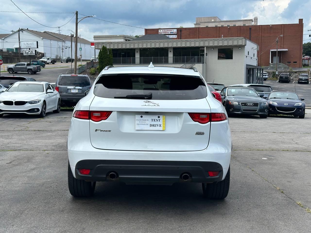 Jaguar F-Pace 25t R-Sport 2019