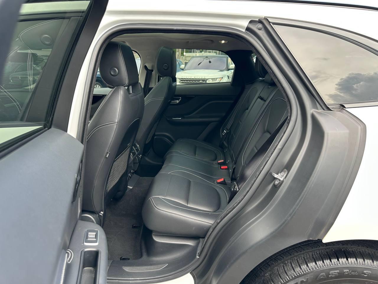 Jaguar F-Pace 25t R-Sport 2019