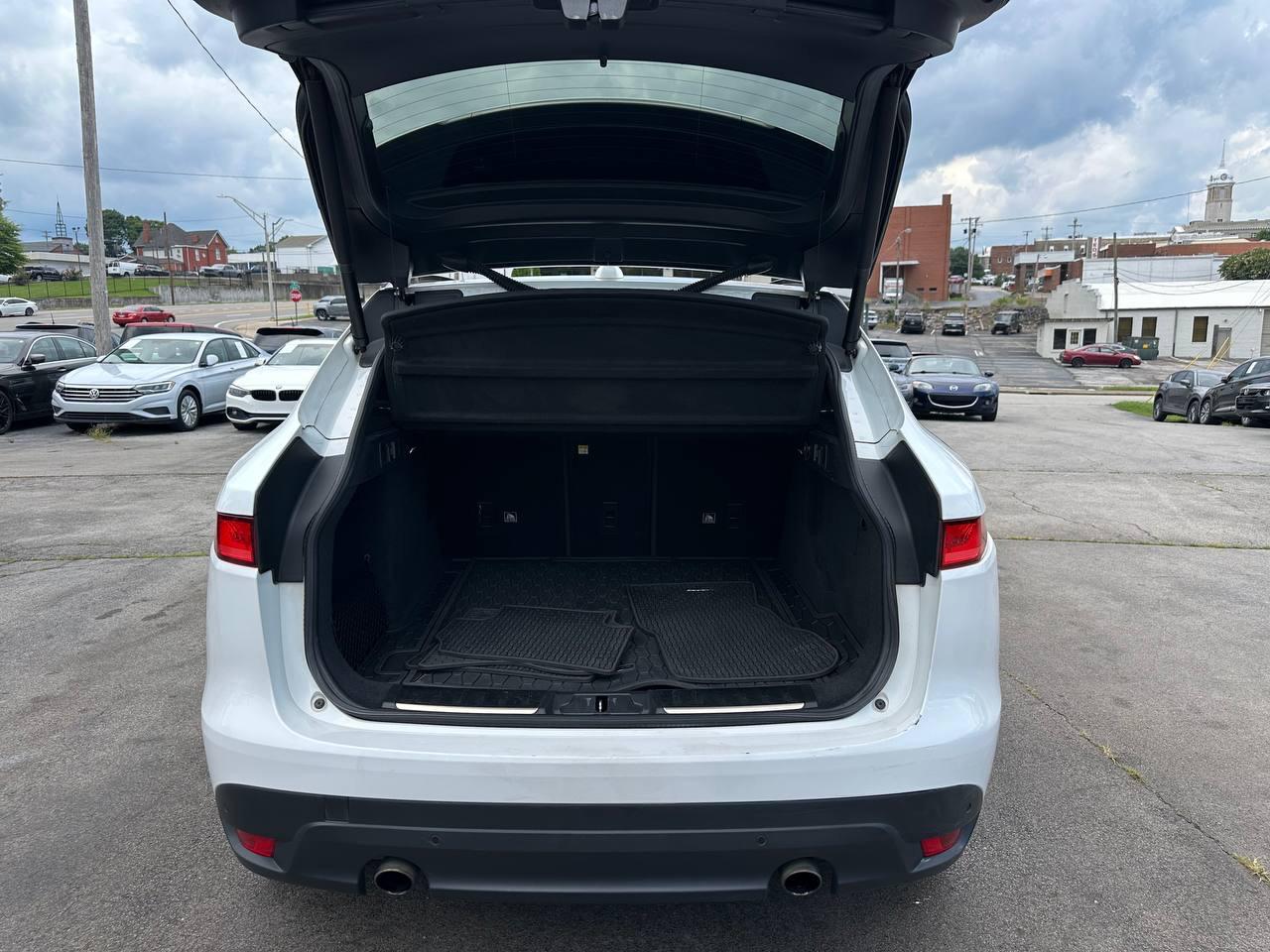Jaguar F-Pace 25t R-Sport 2019