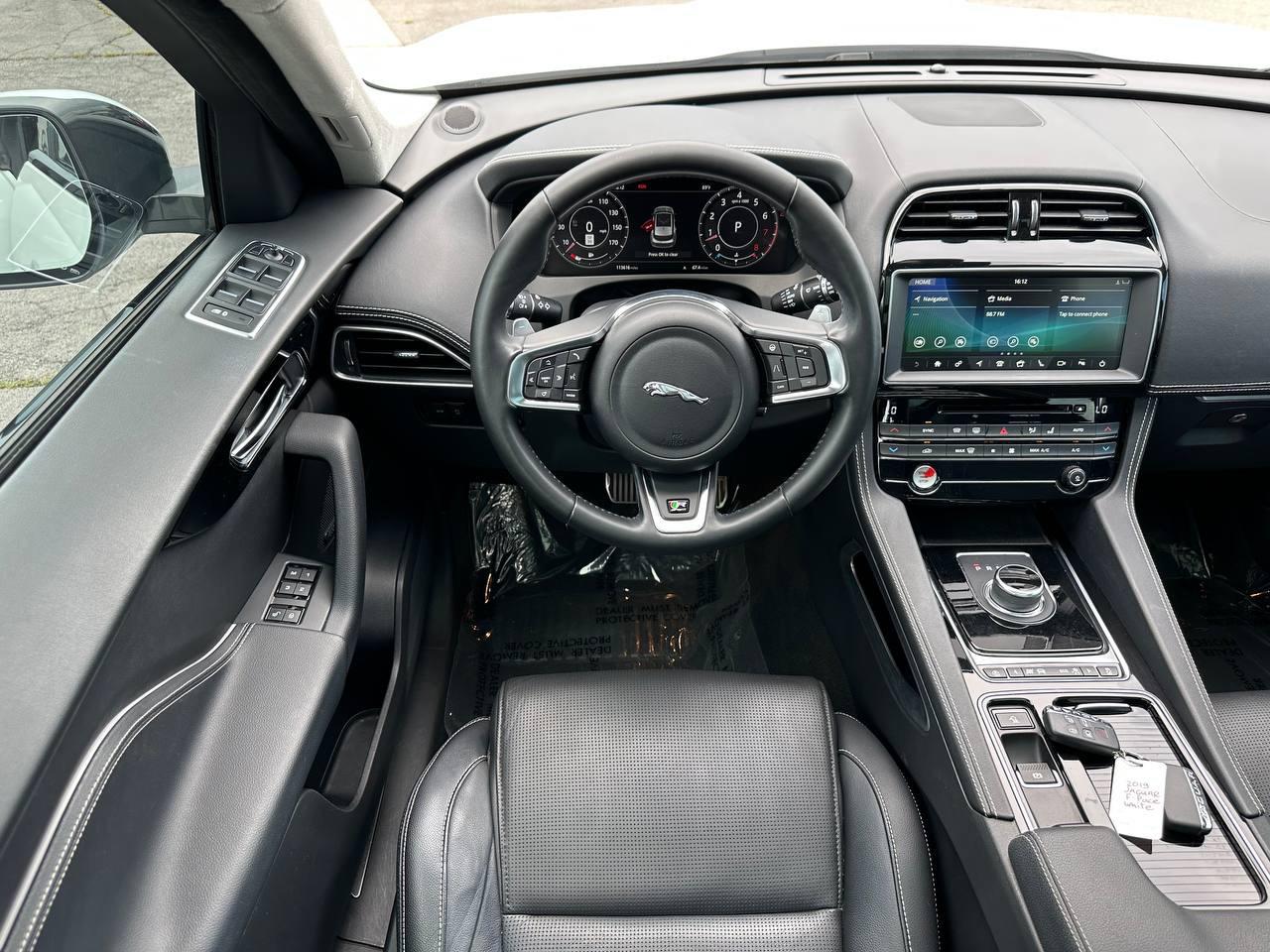 Jaguar F-Pace 25t R-Sport 2019
