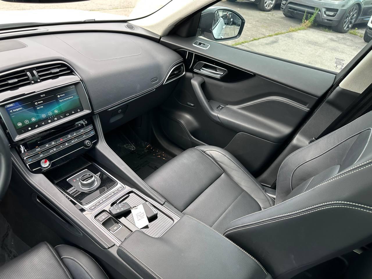 Jaguar F-Pace 25t R-Sport 2019