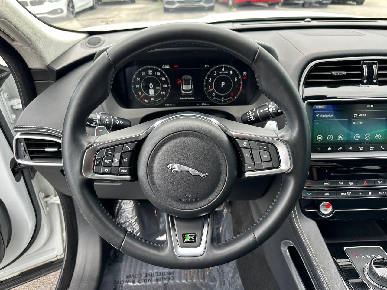 Jaguar F-Pace 25t R-Sport 2019