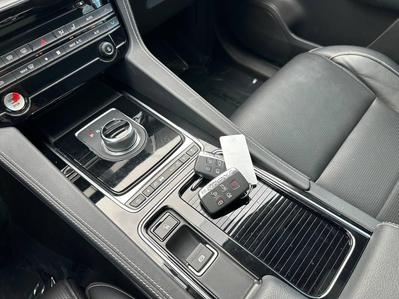Jaguar F-Pace 25t R-Sport 2019