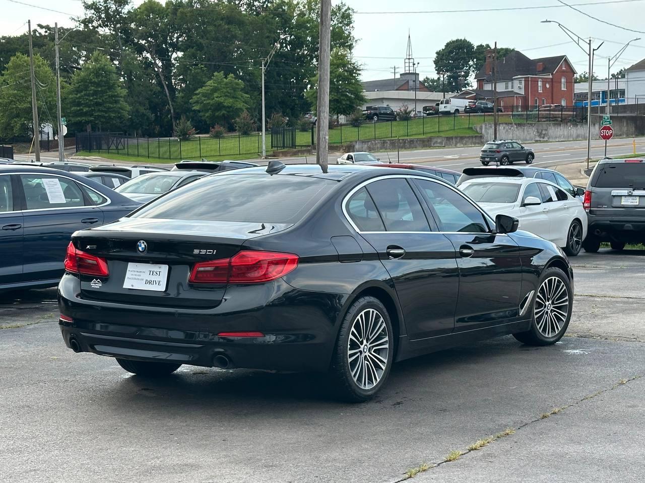 BMW 5-Series 530i xDrive 2018