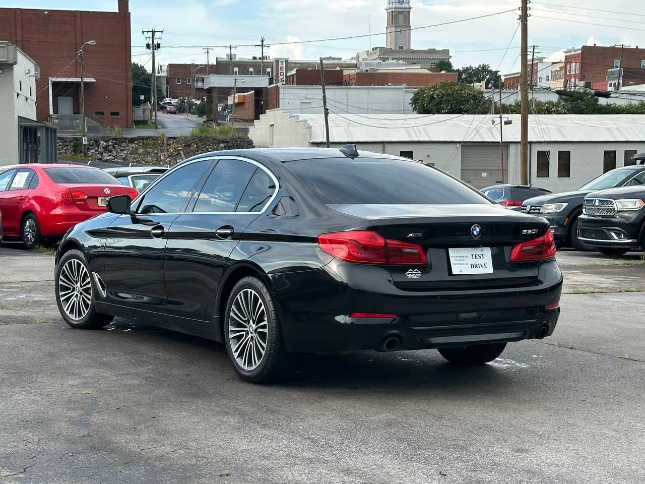 BMW 5-Series 530i xDrive 2018