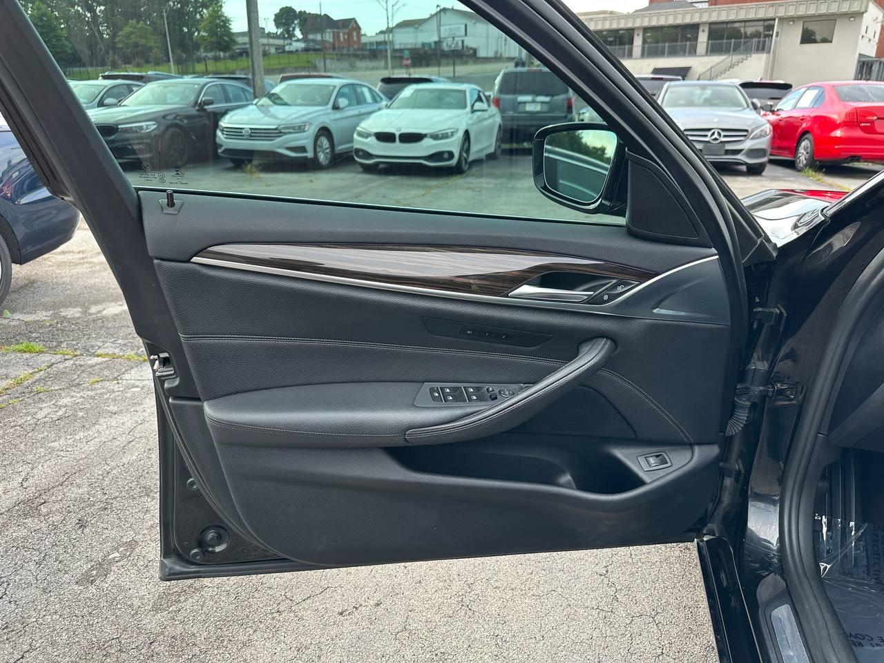 BMW 5-Series 530i xDrive 2018