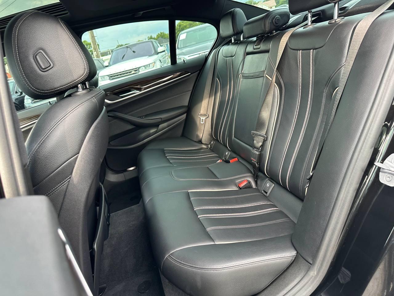BMW 5-Series 530i xDrive 2018