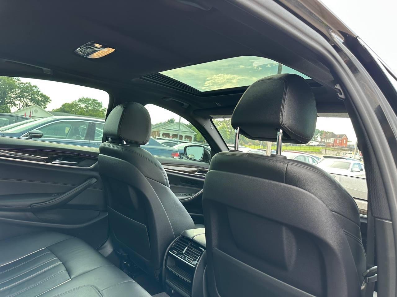 BMW 5-Series 530i xDrive 2018