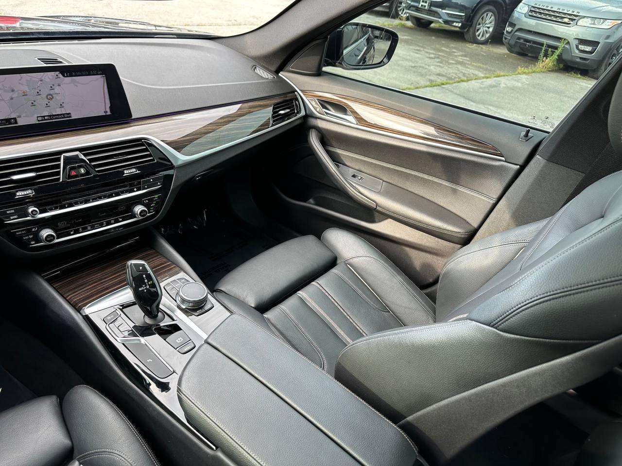 BMW 5-Series 530i xDrive 2018