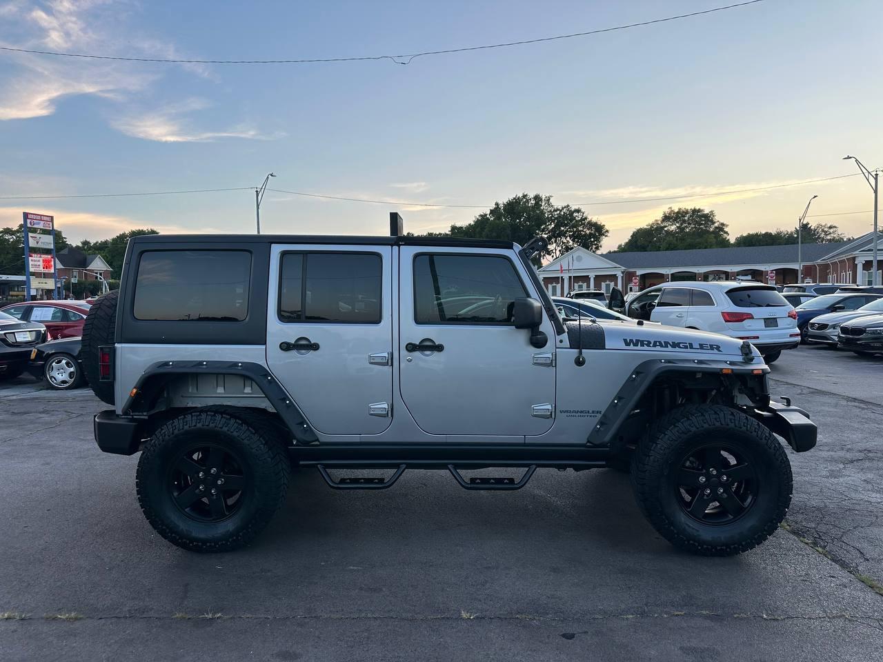 Jeep Wrangler  2017