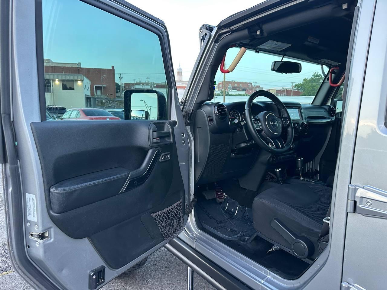 Jeep Wrangler  2017