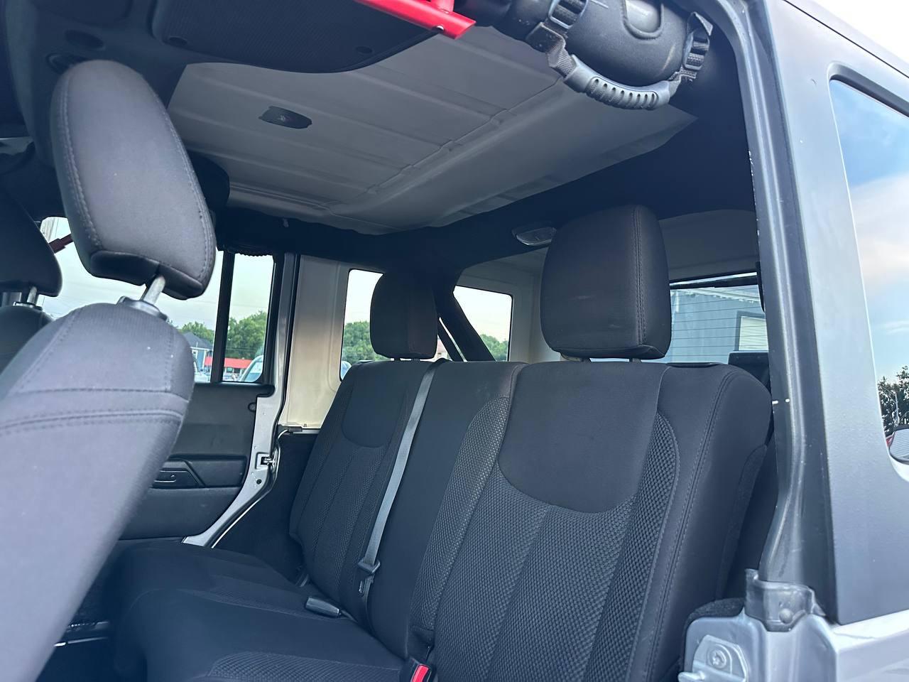 Jeep Wrangler  2017