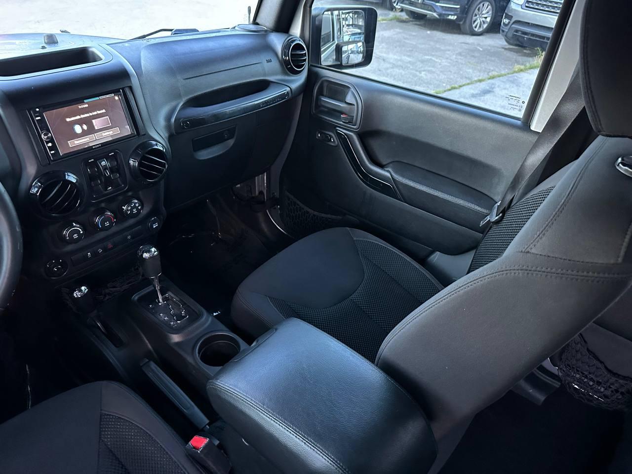 Jeep Wrangler  2017