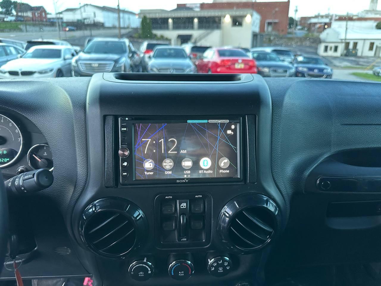 Jeep Wrangler  2017