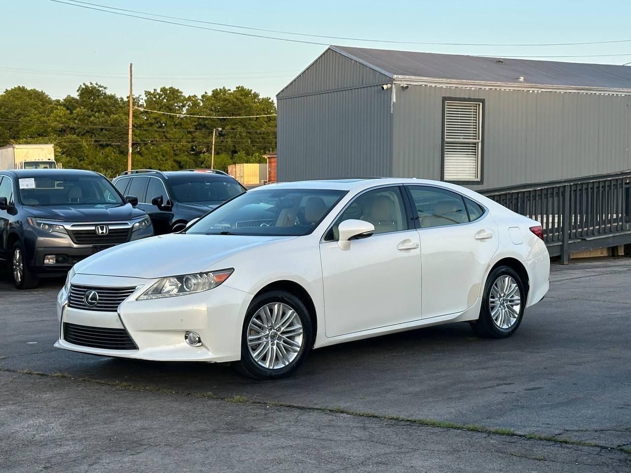 Lexus ES 350 Sedan 2013