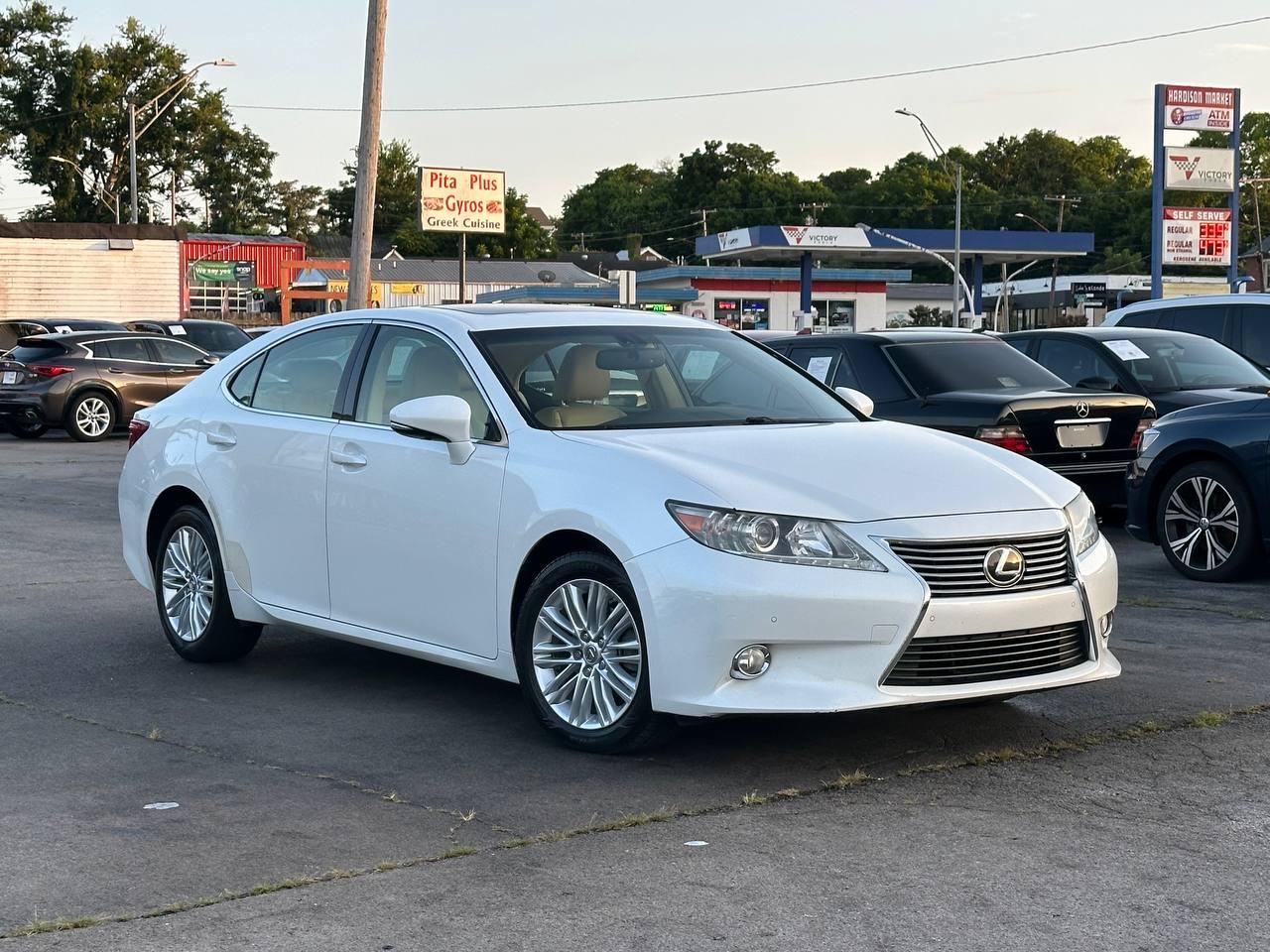 Lexus ES 350 Sedan 2013