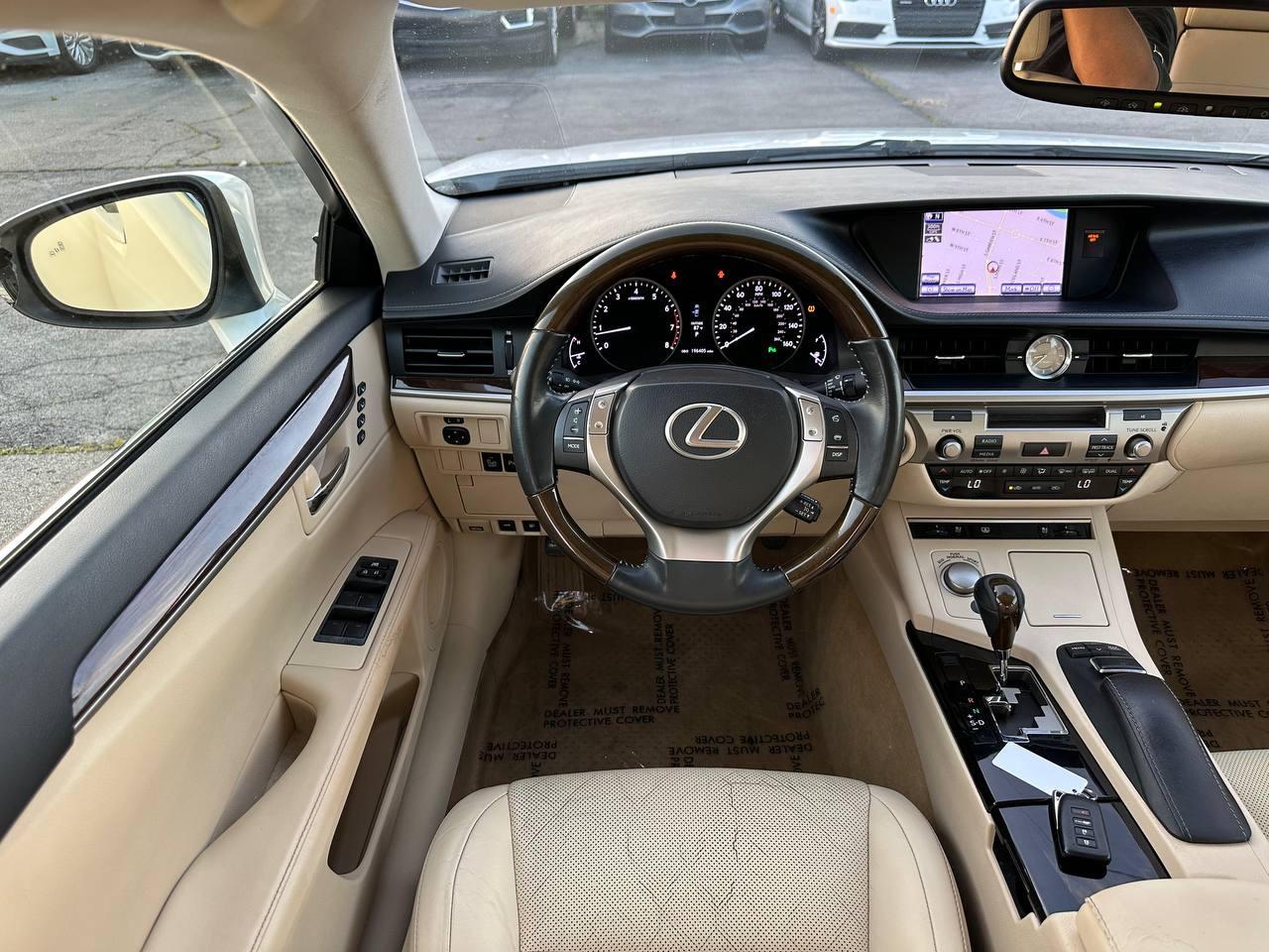 Lexus ES 350 Sedan 2013
