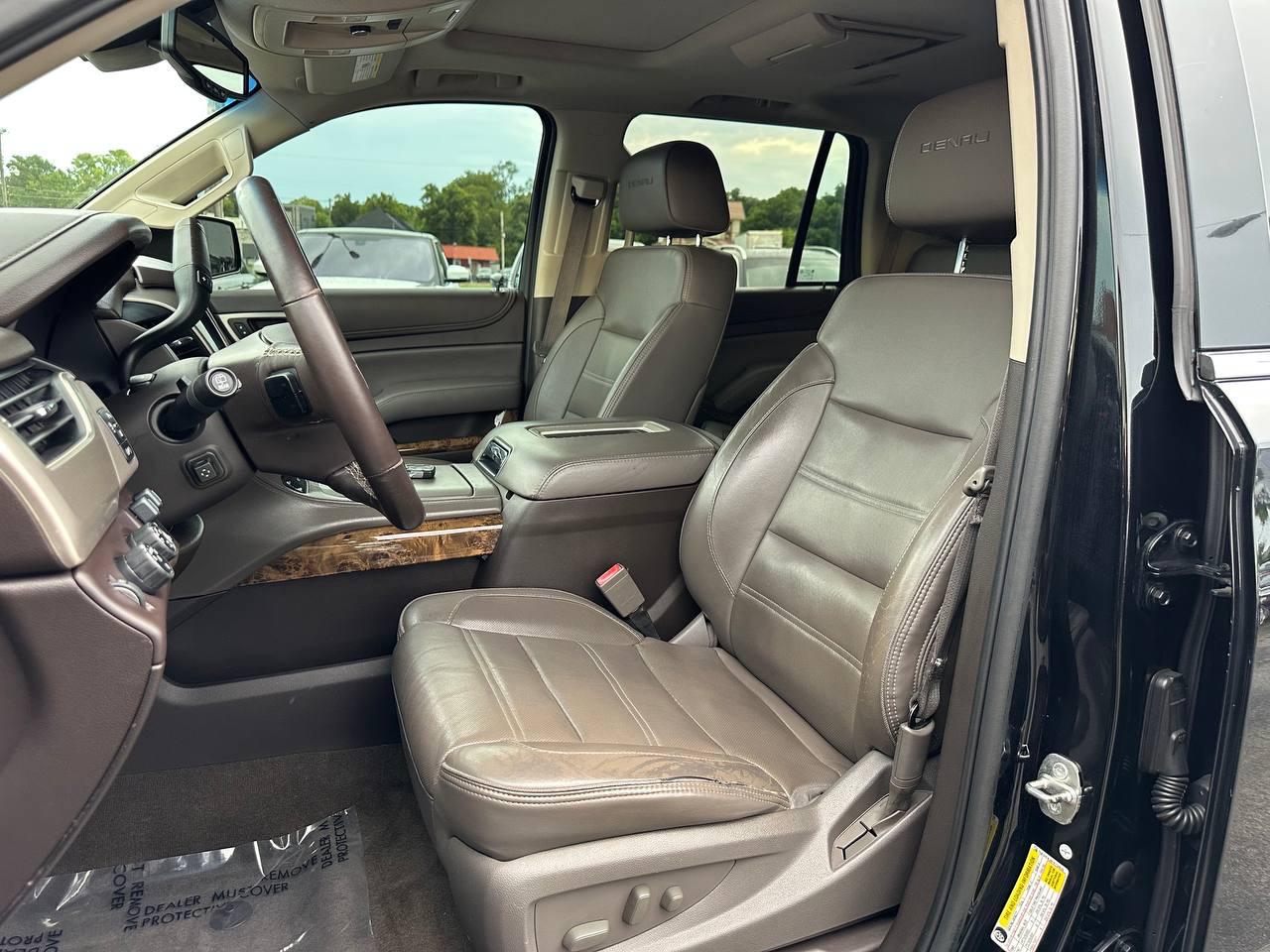 GMC Yukon Denali 4WD 2015