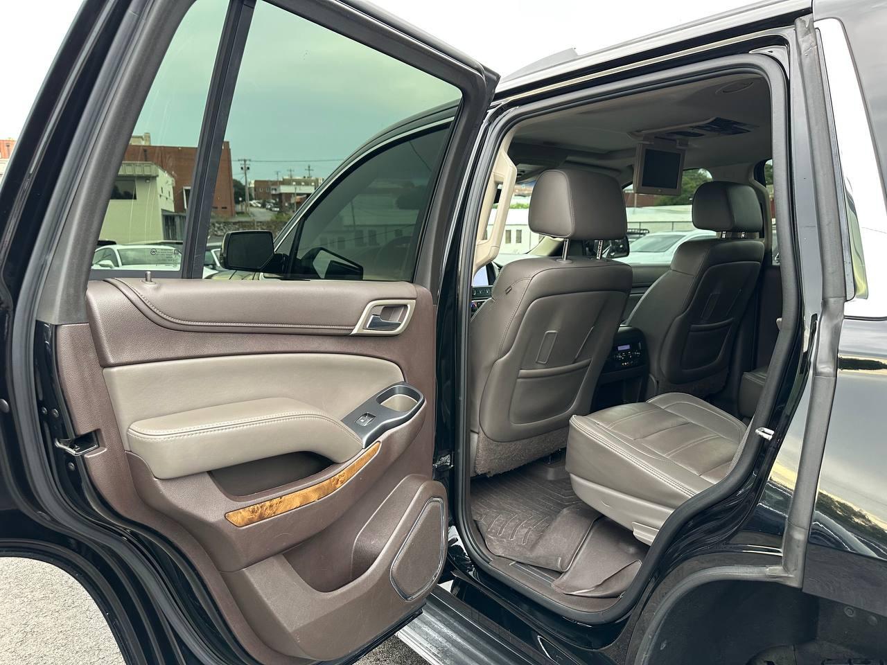 GMC Yukon Denali 4WD 2015