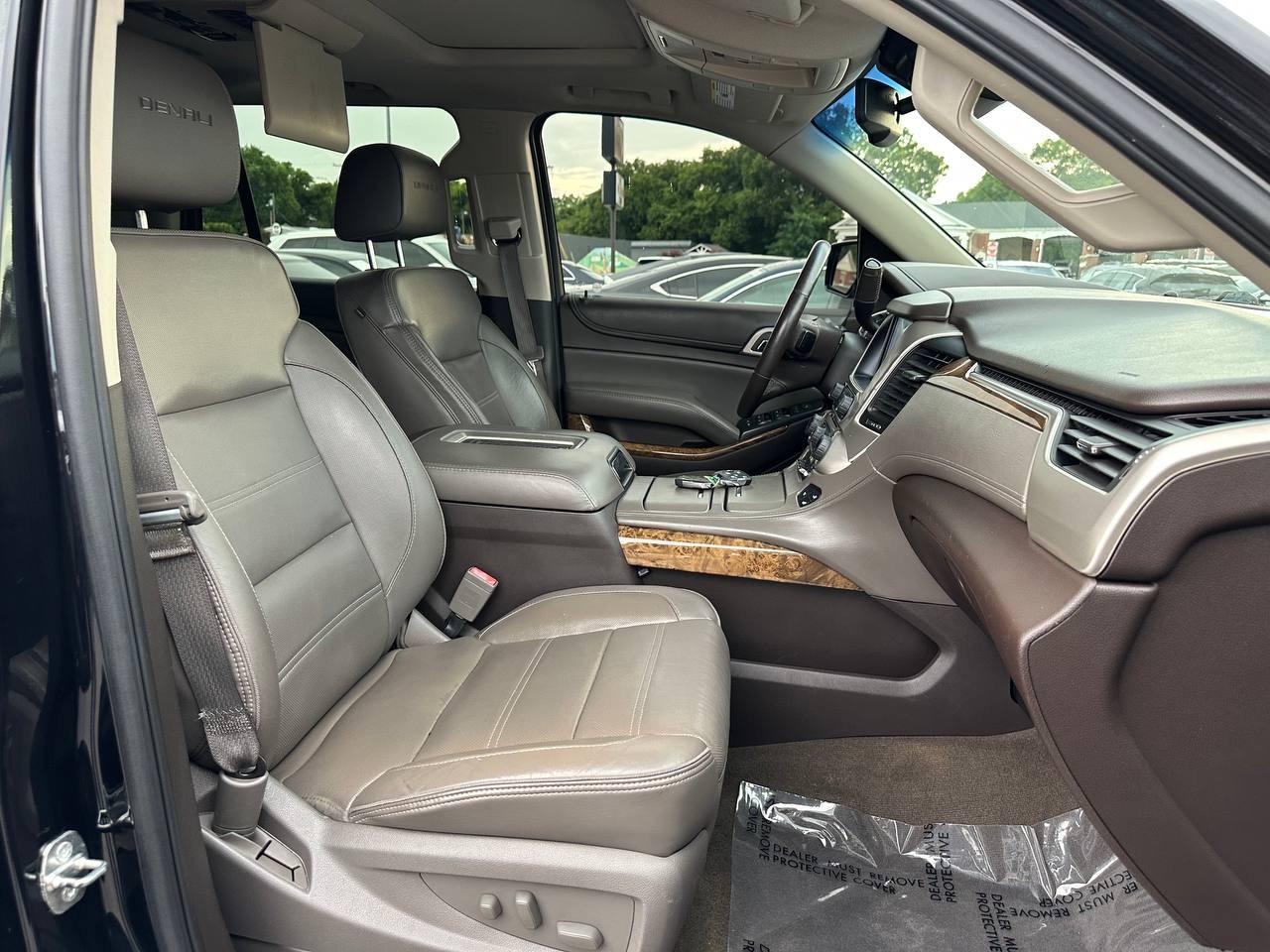 GMC Yukon Denali 4WD 2015