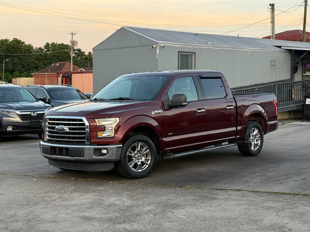 Ford F-150 XLT SuperCrew 5.5-ft. Bed 2WD 2015
