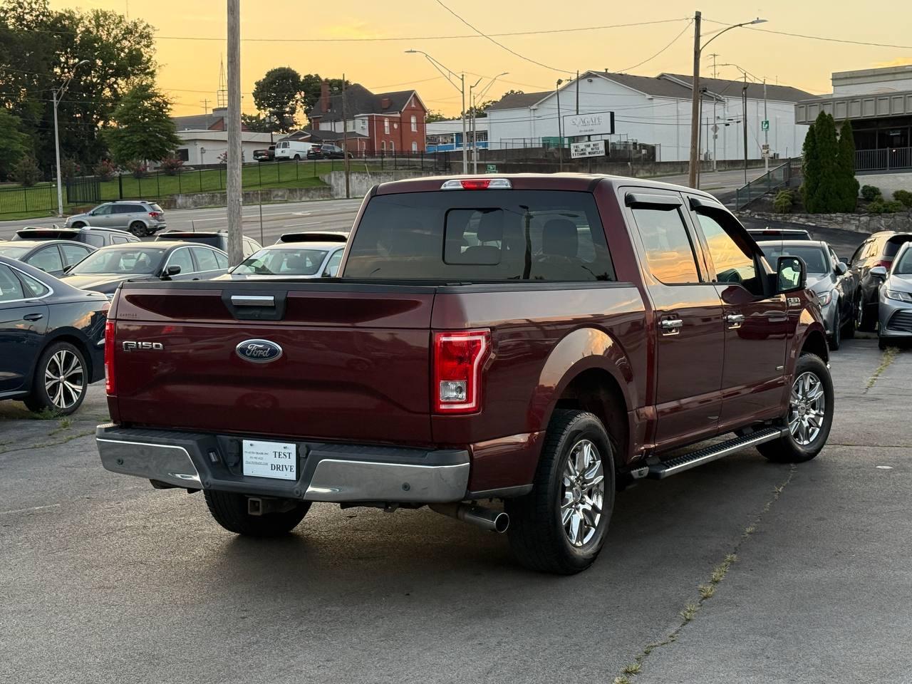 Ford F-150 XLT SuperCrew 5.5-ft. Bed 2WD 2015