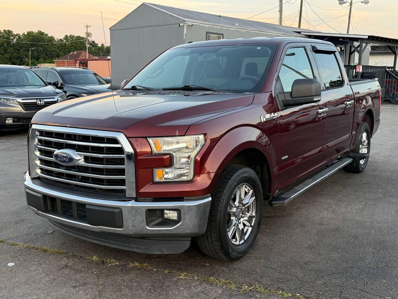 Ford F-150 XLT SuperCrew 5.5-ft. Bed 2WD 2015