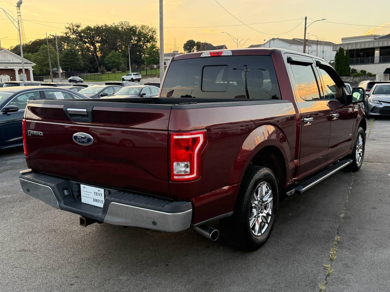 Ford F-150 XLT SuperCrew 5.5-ft. Bed 2WD 2015