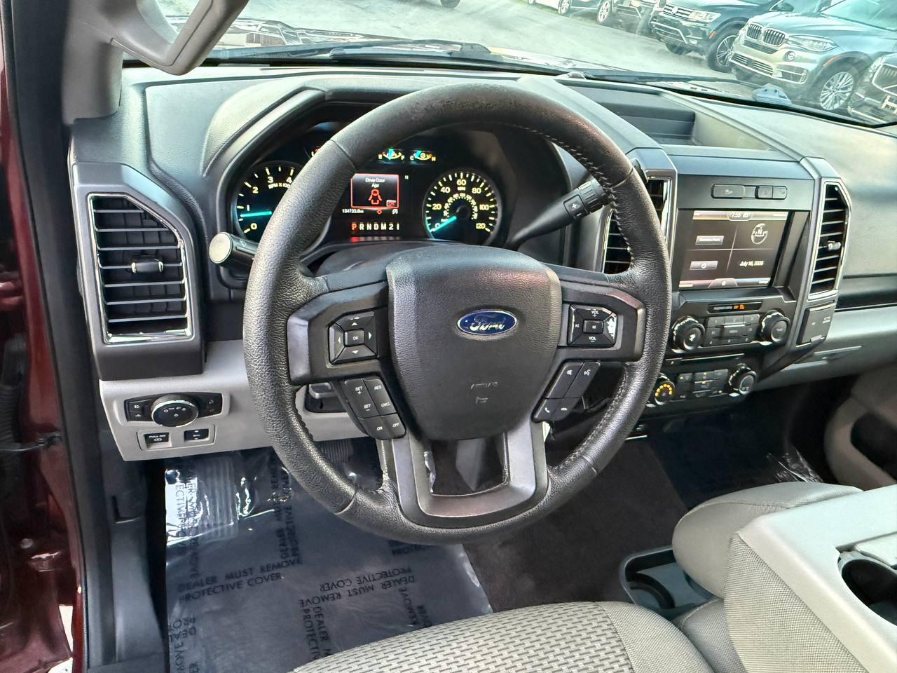 Ford F-150 XLT SuperCrew 5.5-ft. Bed 2WD 2015