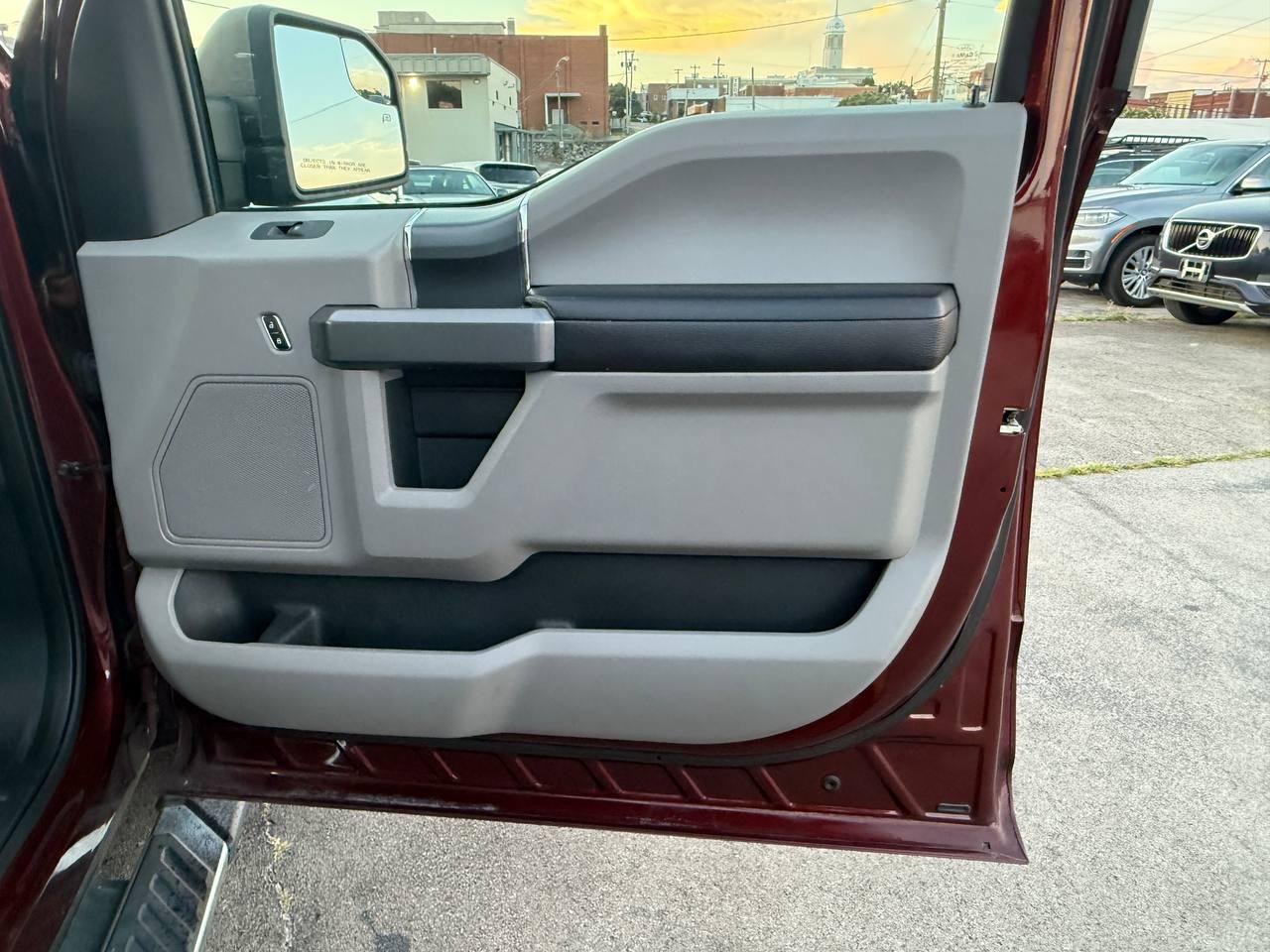 Ford F-150 XLT SuperCrew 5.5-ft. Bed 2WD 2015
