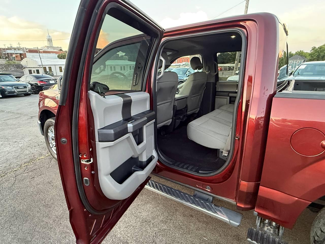 Ford F-150 XLT SuperCrew 5.5-ft. Bed 2WD 2015