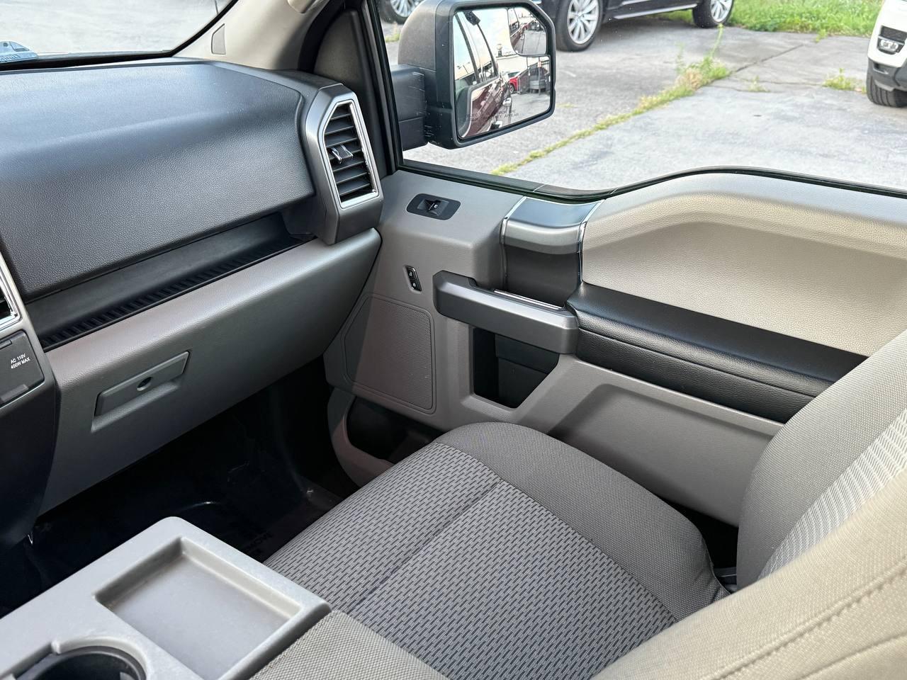Ford F-150 XLT SuperCrew 5.5-ft. Bed 2WD 2015