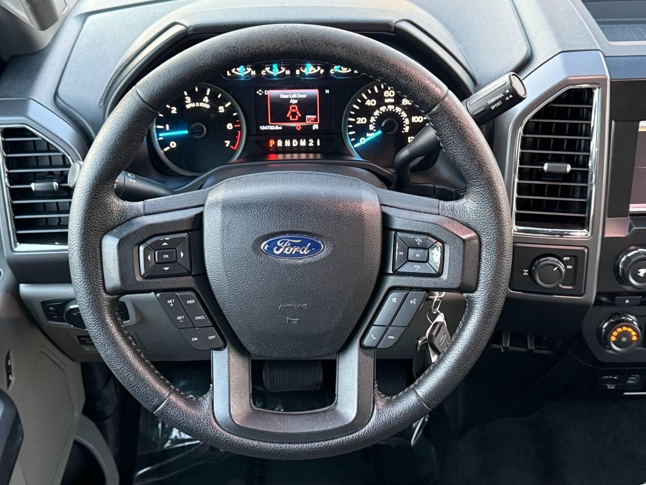 Ford F-150 XLT SuperCrew 5.5-ft. Bed 2WD 2015