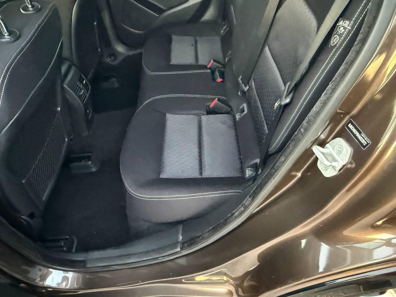 Infiniti QX30 Base 2017