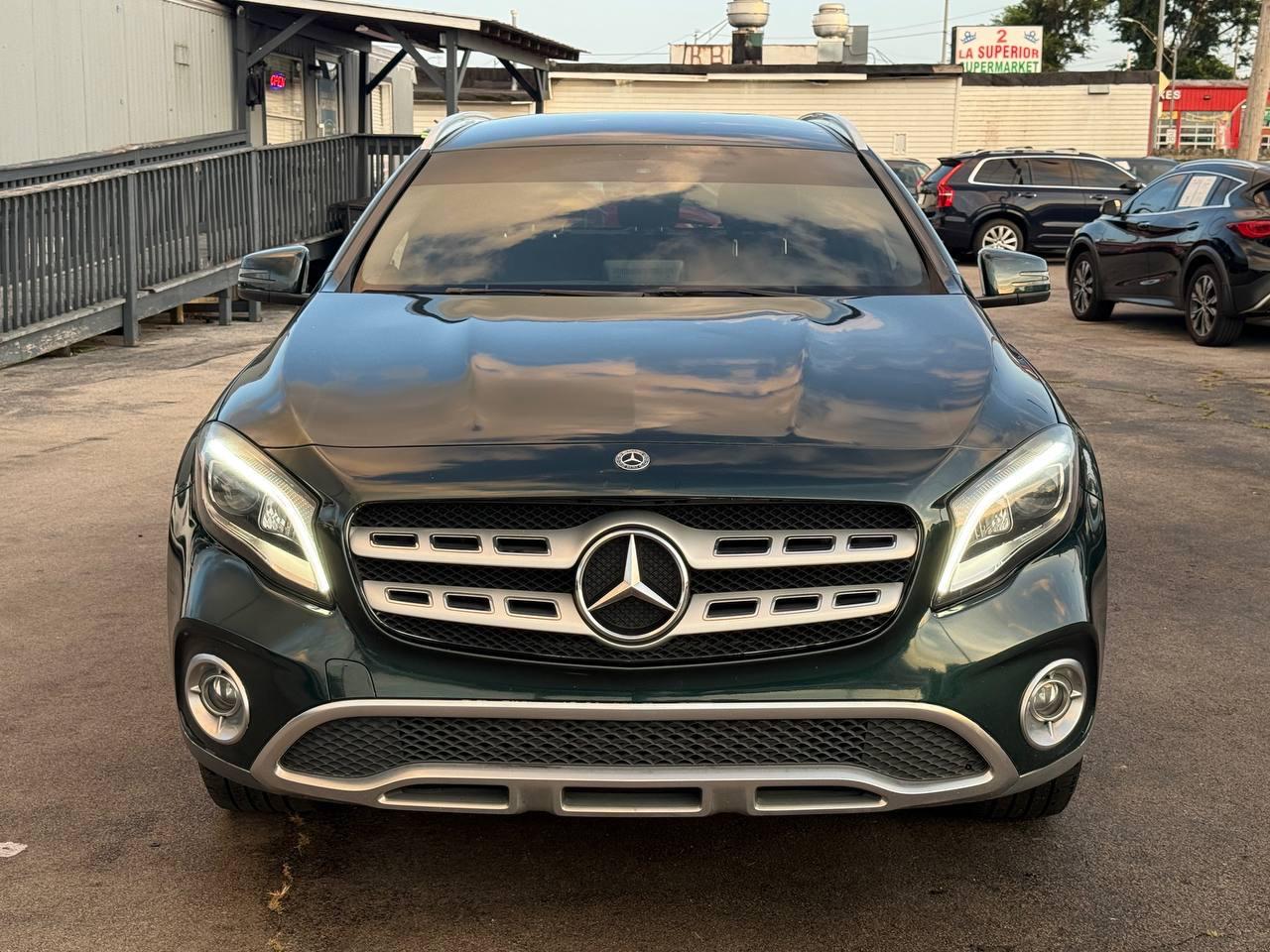 Mercedes-Benz GLA-Class GLA250 2019