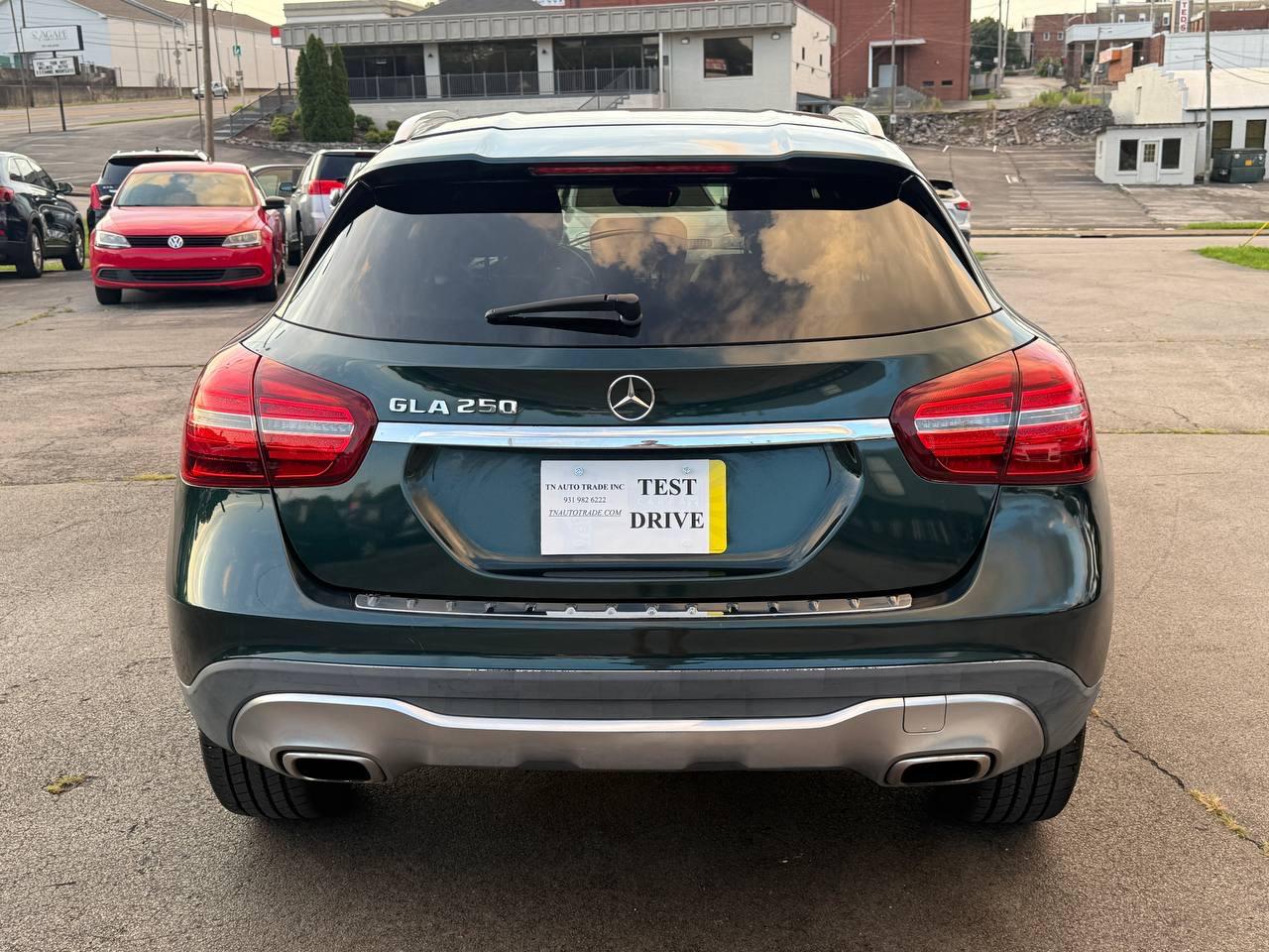 Mercedes-Benz GLA-Class GLA250 2019