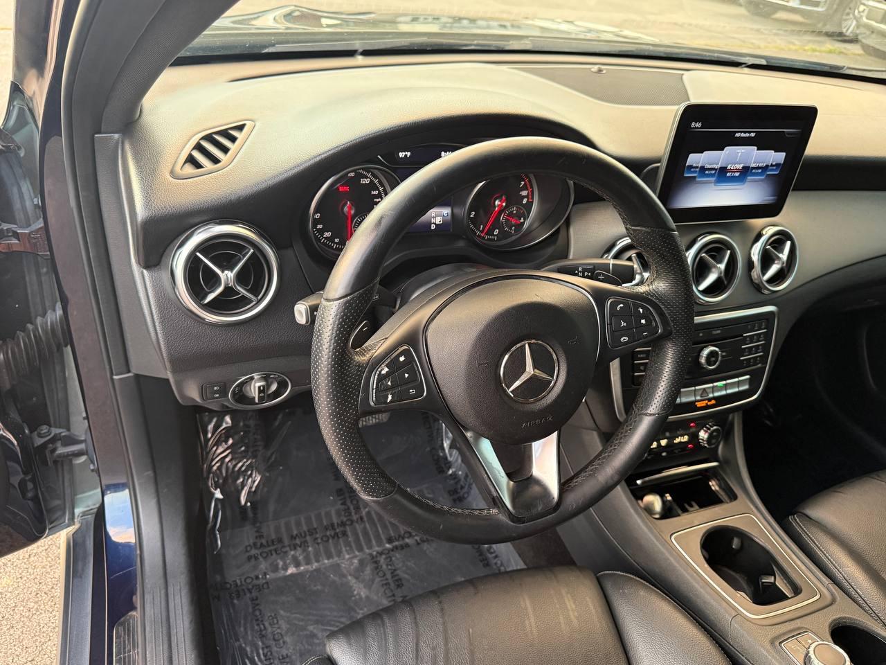 Mercedes-Benz GLA-Class GLA250 2019