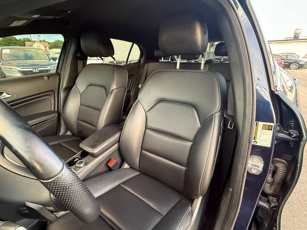 Mercedes-Benz GLA-Class GLA250 2019