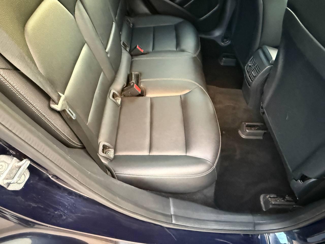 Mercedes-Benz GLA-Class GLA250 2019