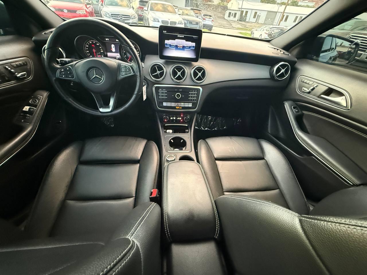 Mercedes-Benz GLA-Class GLA250 2019