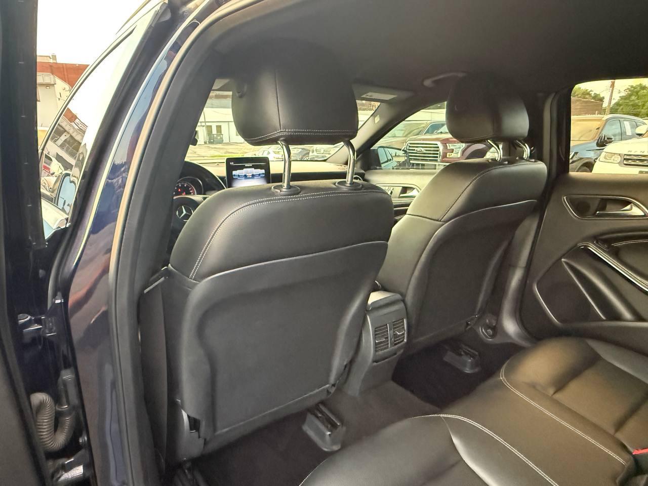 Mercedes-Benz GLA-Class GLA250 2019