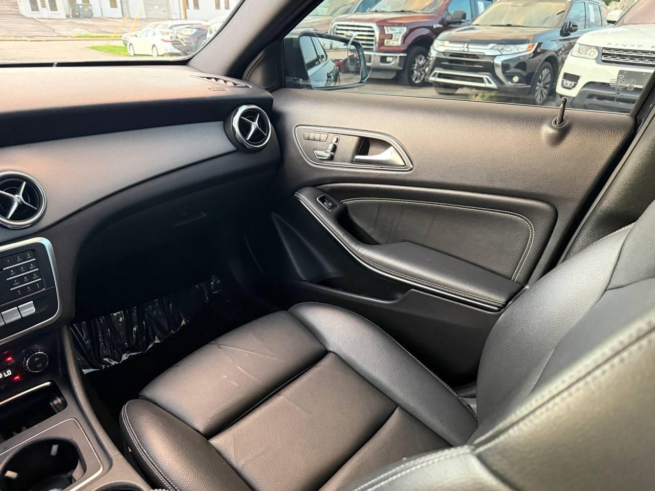 Mercedes-Benz GLA-Class GLA250 2019