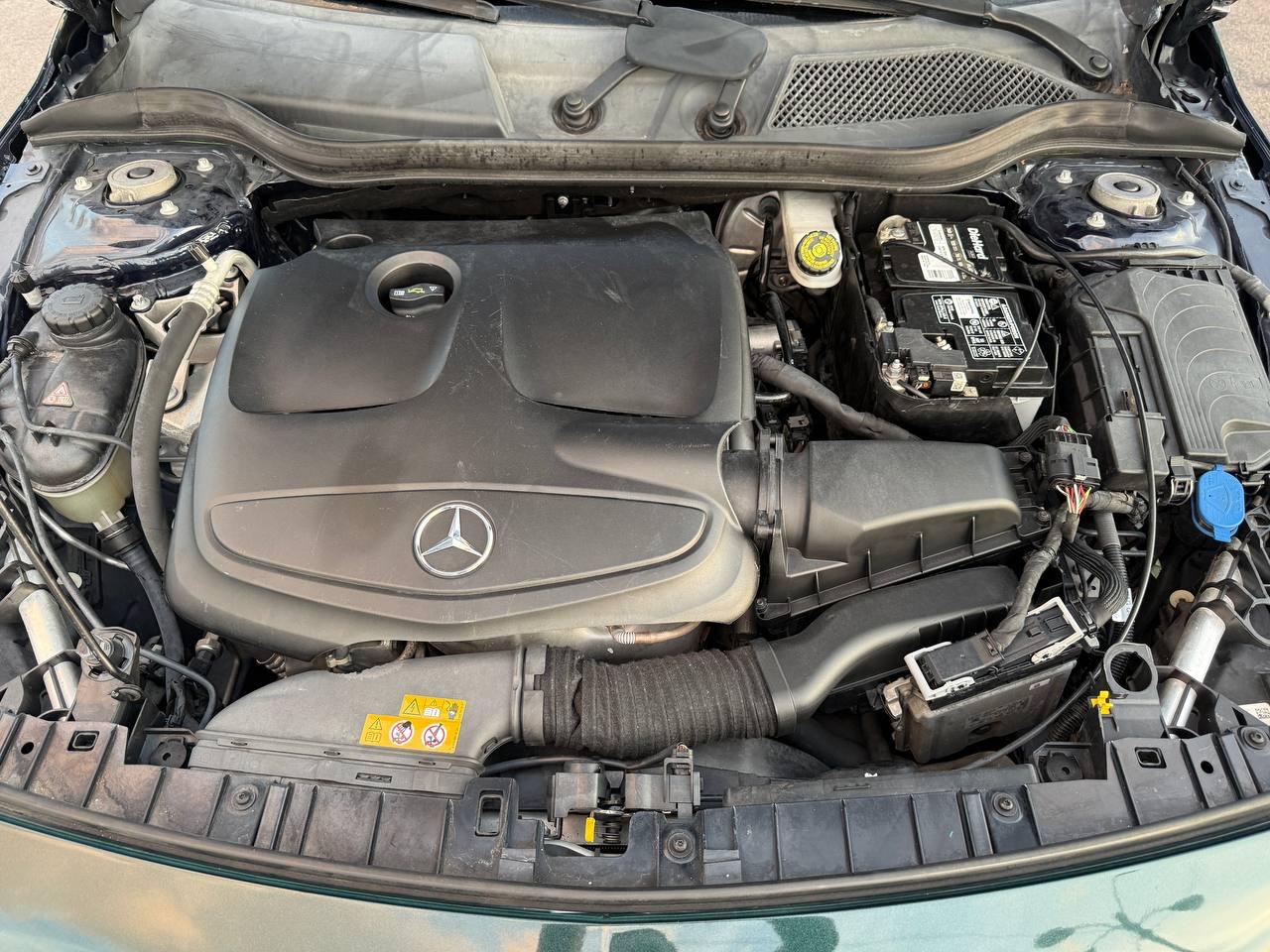 Mercedes-Benz GLA-Class GLA250 2019