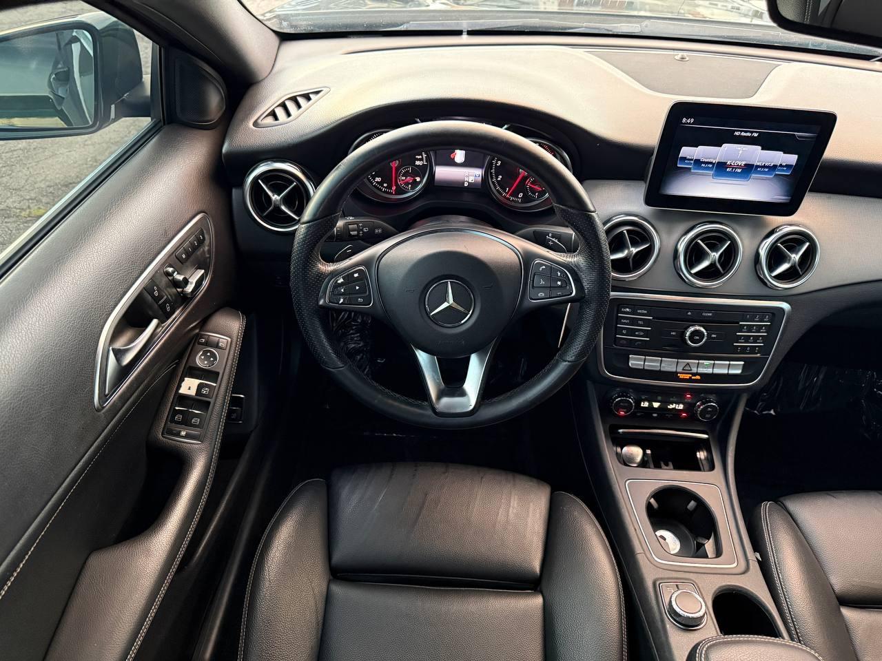 Mercedes-Benz GLA-Class GLA250 2019