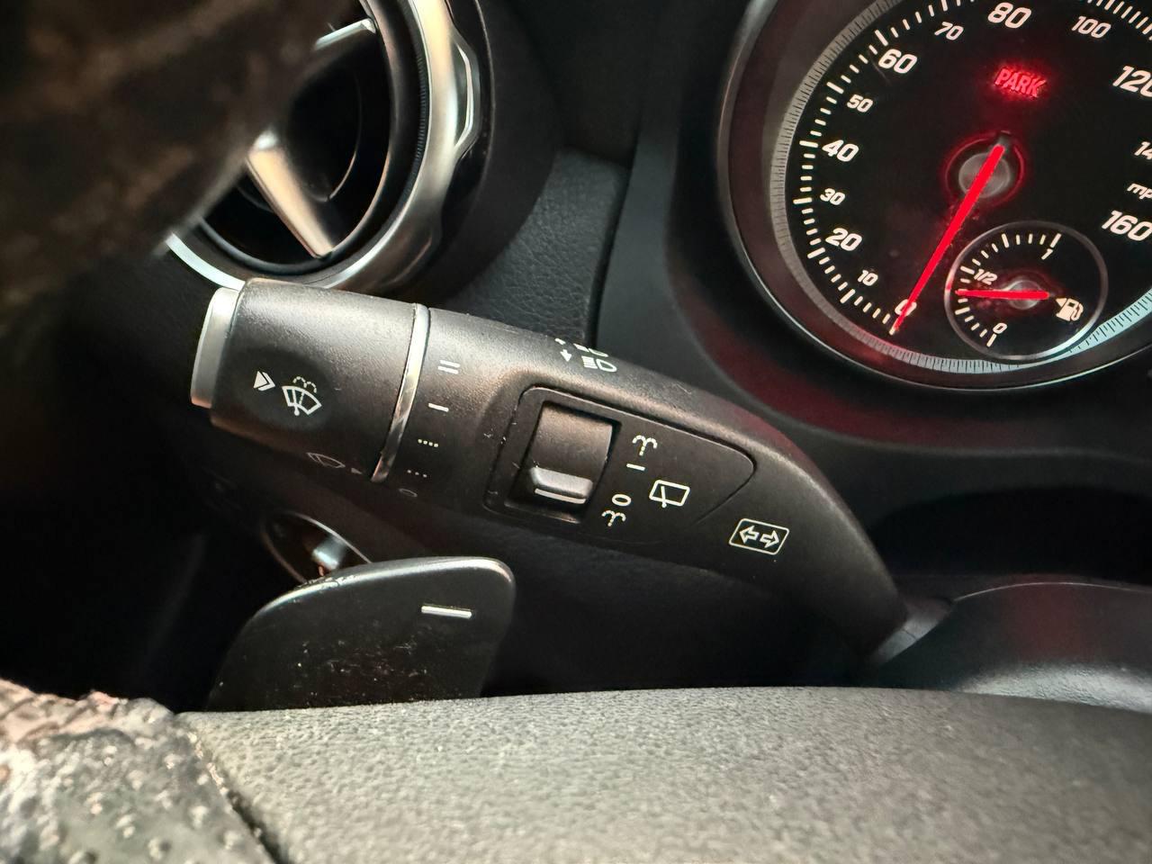 Mercedes-Benz GLA-Class GLA250 2019
