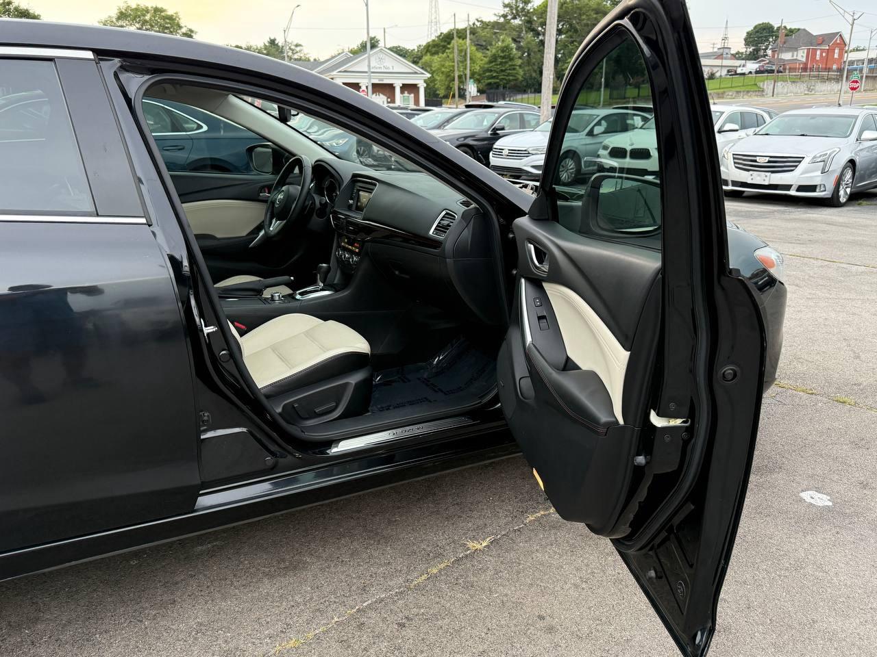 Mazda MAZDA6 i Grand Touring 2014